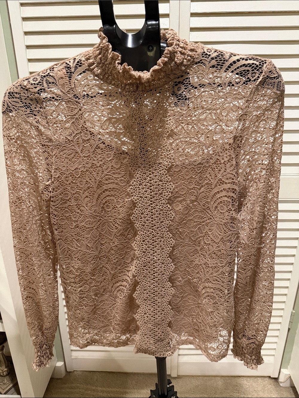 Women’s Lace Mock Neck Blouse - Taupe